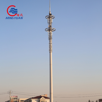 La torre unipolare delle telecomunicazioni di Q355b ha galvanizzato l'antenna radiofonica immersa calda