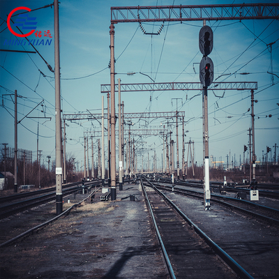 Combinazione d'acciaio sostenente della torre di angolo della struttura del cavalletto della stazione ferroviaria del fascio della colonna